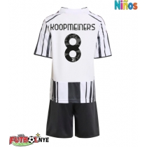 Camiseta Juventus Teun Koopmeiners #8 Primera Equipación para niños 2025-26 manga corta (+ pantalones cortos)